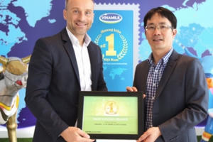 Vinamilk tiếp tục nằm trong Top những thương hiệu được lựa chọn nhiều nhất Vinamilk tiếp tục nằm trong Top những thương hiệu được lựa chọn nhiều nhất