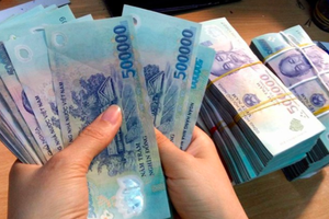 Mức thưởng Tết Âm lịch cao nhất hơn 1,8 tỷ đồng/1 người