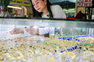 Giá vàng ngày 10/5: Vàng SJC giảm mạnh