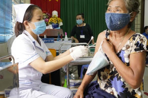 Bình Dương triển khai tiêm liều nhắc lại vắc xin phòng COVID-19