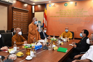 Giáo hội Phật giáo Việt Nam tặng 100 máy thở, 50 máy tạo oxy cho Chính phủ và nhân dân Ấn Độ