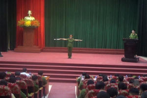 Hà Nội: Công an Thanh Xuân tập huấn phân luồng giao thông và sơ cứu ban đầu