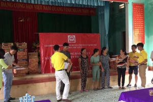 Giải bóng đá đồng hương Thọ Xuân tại Hà Nội ủng hộ người dân vùng lũ