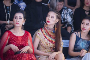 Miss Tourism Liên Phương “hóa” nữ thần Ai Cập trên thảm đỏ thời trang Hà Nội