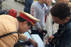 Hà Nội phạt vi phạm giao thông hơn 1 tỷ đồng trong dịp nghỉ lễ