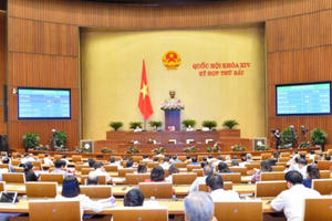 Quốc hội tiến hành phê chuẩn bổ nhiệm nhân sự; thảo luận 2 dự án luật