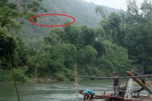 Bắc Kạn: Tàu khai thác cát liên tục hứng "mưa đá", doanh nghiệp kêu cứu