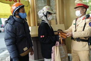 Hà Nội – Đội CSGT số 3 lan tỏa nghĩa cử cao đẹp