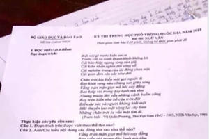 Phú Thọ: Đang trong giờ thi, bất ngờ thí sinh dùng điện thoại chụp đề thi đăng lên mạng xã hội