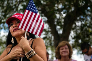 Bầu cử giữa kỳ Mỹ: Cuộc chạy đua sít sao giữa đảng Cộng hòa và Dân chủ