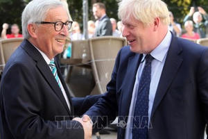 Cơ hội mỏng manh