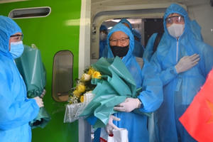 Chuyến bay đặc biệt của Bamboo Airways đón những “chiến binh sao vàng” của Đội tuyển Việt Nam về nước