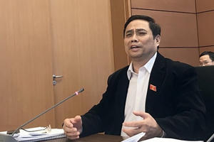 “Tham nhũng len lỏi trong cuộc sống, không từ bỏ cấp nào, ngành nào” “Tham nhũng len lỏi trong cuộc sống, không từ bỏ cấp nào, ngành nào”