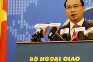 Việt Nam lên tiếng về việc Mỹ đưa tàu chiến đến gần Hoàng Sa