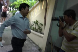 Xét xử vụ Nguyễn Hữu Linh 'nựng' bé gái trong thang máy: Tòa quyết định trả hồ sơ