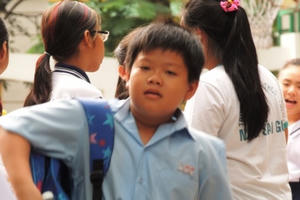 Học trò “chóng mặt” vì... thi cuối năm Học trò “chóng mặt” vì... thi cuối năm