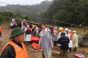 Tìm thấy thi thể nữ du khách thứ 2 bị lũ cuốn trôi ở Lâm Đồng