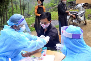 Gần 16.000 mẫu xét nghiệm ở Hạ Lôi, Đông Cứu, Đồng Văn đều âm tính