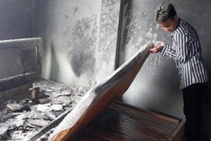 Lai Châu: Nghi án nam thanh niên bị ngáo đá thuê phòng rồi phóng hỏa đốt nhà nghỉ? Lai Châu: Nghi án nam thanh niên bị ngáo đá thuê phòng rồi phóng hỏa đốt nhà nghỉ?