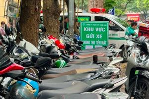 Hà Nội triển khai nhiều điểm gửi xe miễn phí phục vụ người dân dịp Tết Nguyên đán
