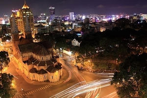 Bản tin Sài Gòn Plus: Rộn ràng đêm Giáng sinh