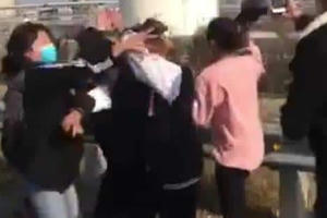 Công an thông tin nguyên nhân vụ hai nữ sinh bị đánh hội đồng thô bạo tại Thanh Hoá