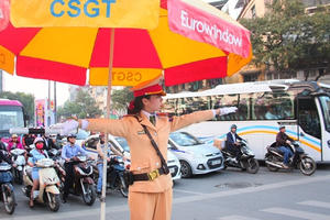 CSGT huy động lực lượng bảo đảm TTATGT dịp nghỉ lễ 30/4 và 1/5 CSGT huy động lực lượng bảo đảm TTATGT dịp nghỉ lễ 30/4 và 1/5