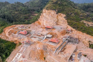 Xẻ núi xây chùa Lũng Cú, Hà Giang 'tiền trảm hậu tấu'