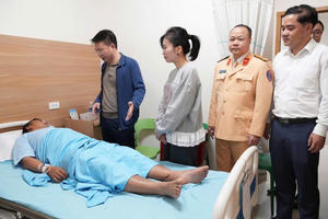 Tạm giữ hình sự đối tượng tăng ga “thông chốt”, lao thẳng vào Cảnh sát giao thông