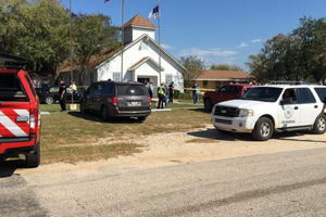 Xả súng ở nhà thờ Mỹ, ít nhất 25 người chết