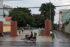 Giải cứu thiếu nữ khỏi nhóm thanh niên trêu ghẹo, trung tá công an bị chém trọng thương