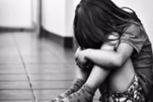 Sẽ xử án tù nếu dụ dỗ trẻ em chụp ảnh khỏa thân