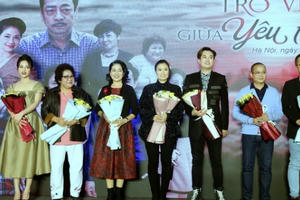 NSND Hoàng Dũng gặp sự cố về sức khỏe, không thể đi lại bình thường