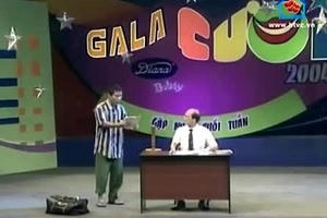 Clip: NSƯT Phạm Bằng và vai diễn để đời trong "Gala cười 2004"