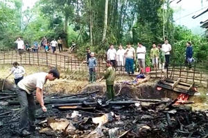 Hà Giang: Hỏa hoạn thiêu rụi nhà sàn mái lá, thiệt hại hàng trăm triệu đồng