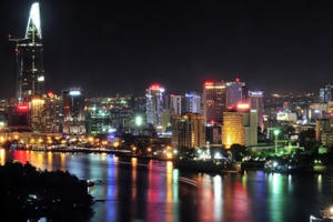 Bản tin Sài Gòn Plus: Ý kiến trái chiều về sự xuống cấp của chung cư 155 - 157 Bùi Viện