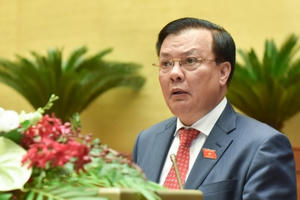 Bộ trưởng Tài chính cảnh báo phải “thắt lưng, buộc bụng” trong vài năm tới!