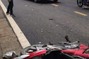 Lâm Đồng: Va chạm giữa xe buýt và xe máy trên đèo, 1 người tử vong