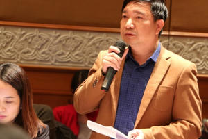 Vì sao phải đưa tăng lương giáo viên vào luật?