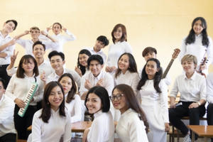 Đan Trường làm MV đậm chất thanh xuân tặng các bạn học sinh dịp cuối năm