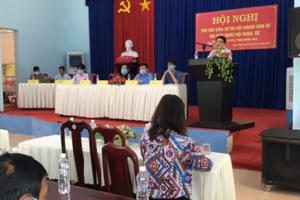 Người ứng cử đại biểu Quốc hội khóa XV tiếp xúc với cử tri Nhơn Trạch