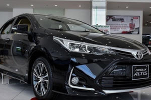 Corolla Altis, Elantra giảm giá hơn 40 triệu đồng tại đại lý