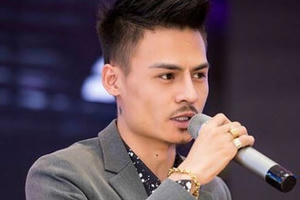 Nghệ sĩ tập tễnh vào nghề hồn nhiên vi phạm bản quyền? Nghệ sĩ tập tễnh vào nghề hồn nhiên vi phạm bản quyền?