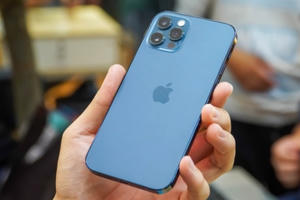 Trải nghiệm iPhone 12 Pro tại Việt Nam, giá từ 31 triệu đồng