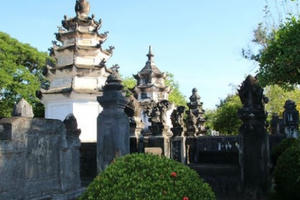 Oan tình của sư trụ trì ngôi chùa nổi tiếng miền Trung Oan tình của sư trụ trì ngôi chùa nổi tiếng miền Trung