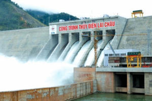 Thủy điện cắt lũ hay gây lũ?