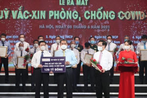 T&T Group và hệ sinh thái của bầu Hiển đóng góp gần 240 tỷ đồng phòng chống dịch COVID-19 T&T Group và hệ sinh thái của bầu Hiển đóng góp gần 240 tỷ đồng phòng chống dịch COVID-19