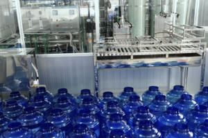 Tổng cục QLTT yêu cầu ngăn chặn việc tăng giá nước đóng chai, đóng bình nhằm trục lợi