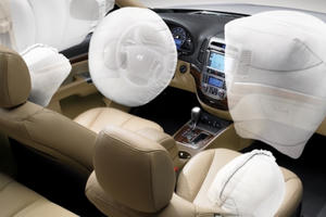 Túi khí ô tô quan trọng như thế nào?
