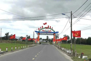 Đắk Lắk: Nhân dân vùng “rốn lũ” Hòa Thịnh rộn ràng đón Tết, vững niềm tin theo Đảng